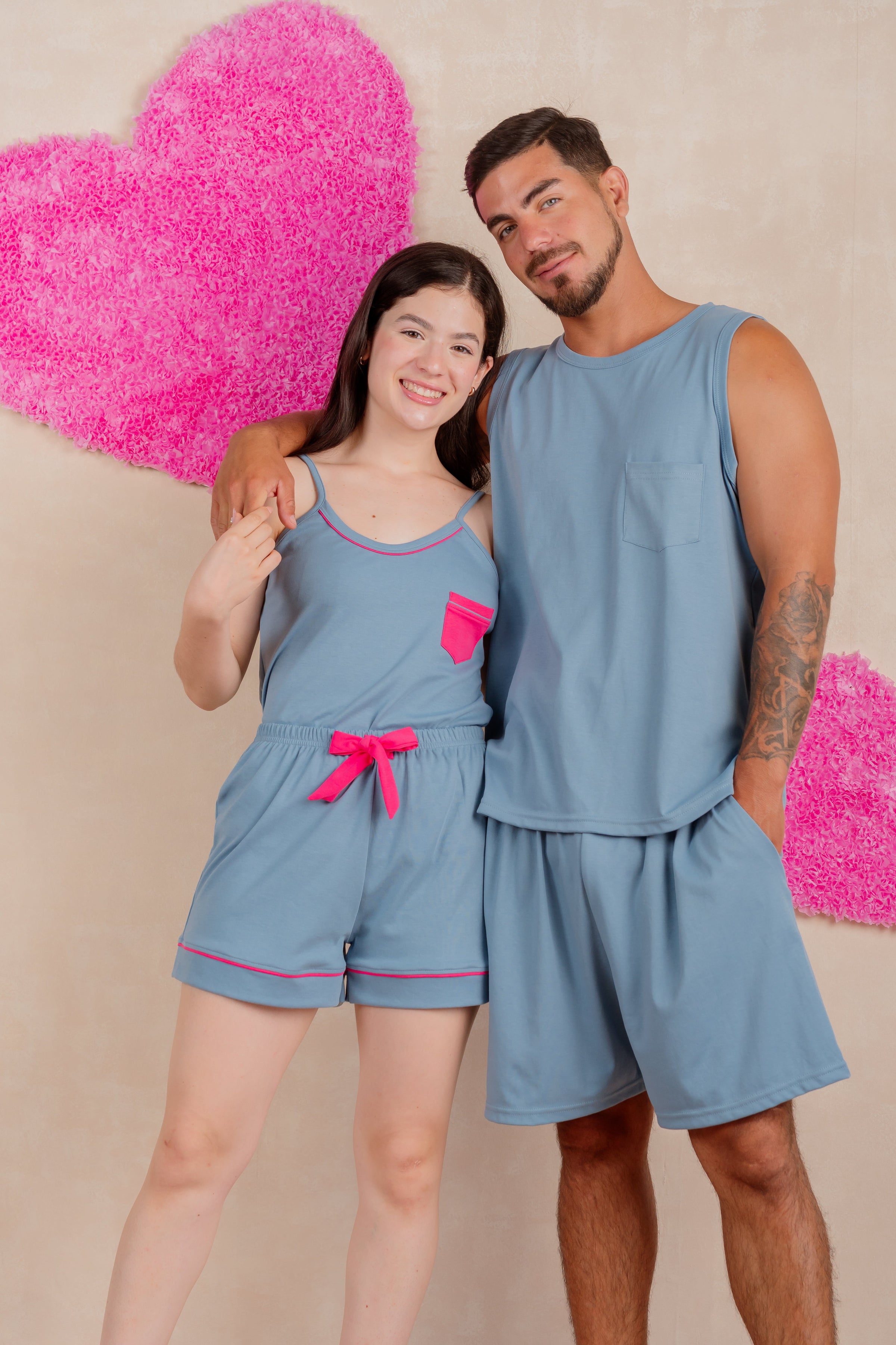 Pijamas para hombre y mujer haciendo un Match de parejas