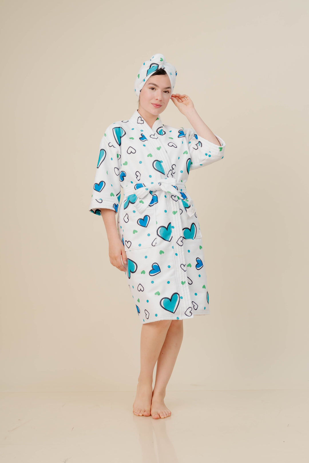 Bata de Baño + gorra  Corazón - Microfibra Estampada