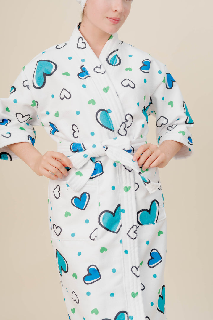 Bata de Baño + gorra  Corazón - Microfibra Estampada